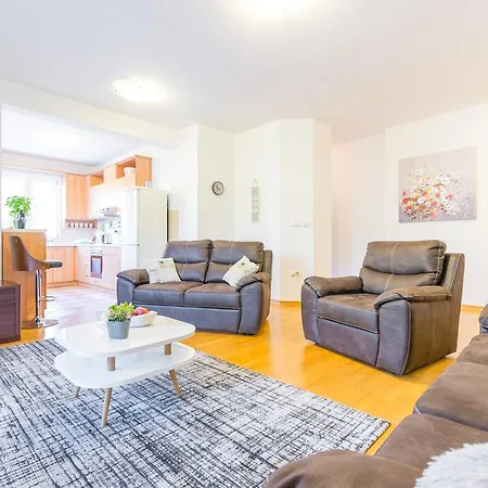 Apartment With Terrace And Mini Pool Green Gold Dubrownik Zewnętrze zdjęcie