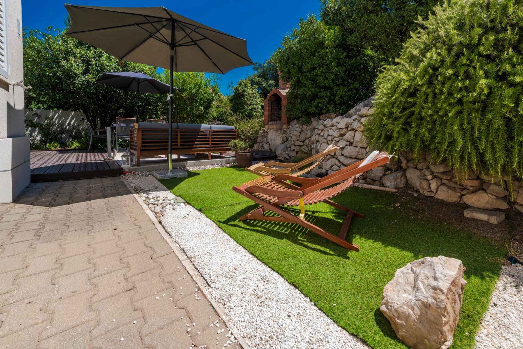 Apartmán With Terrace And Mini Pool Gold *